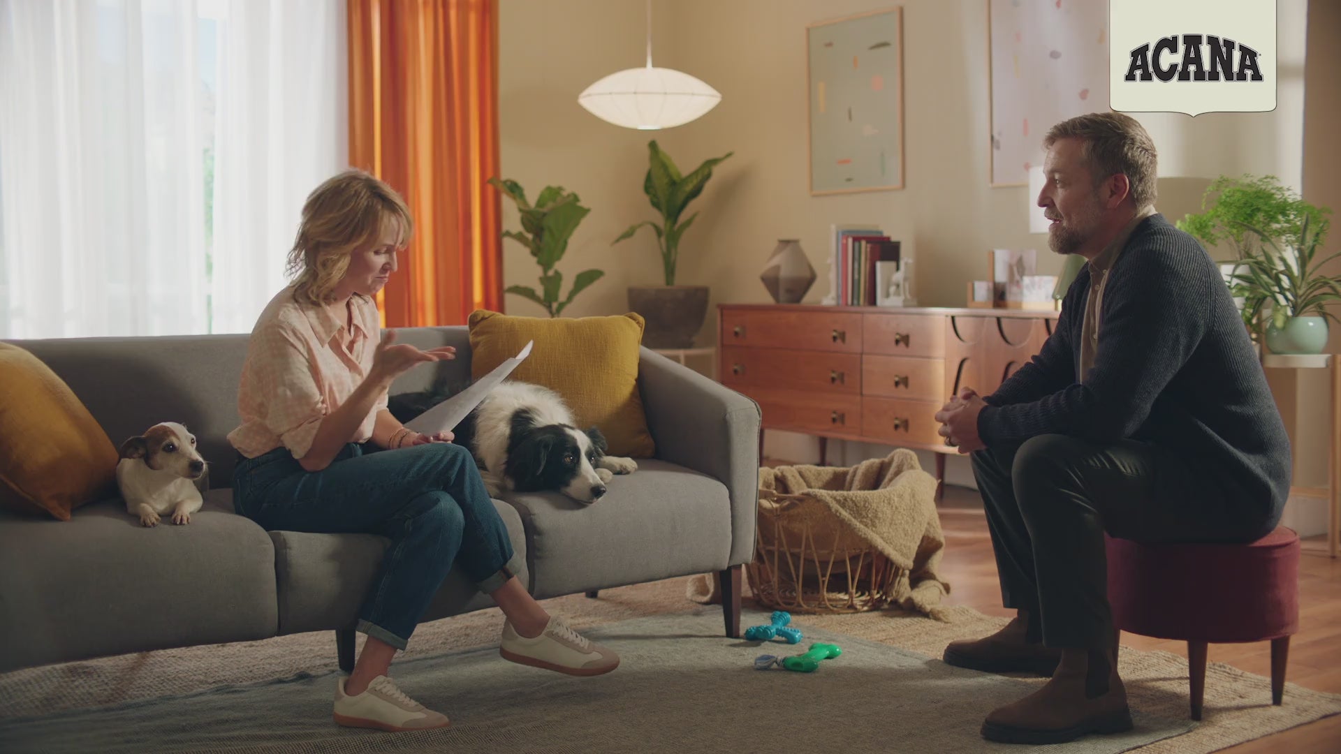 Load video: ACANA Dog - Butcher's Favorite Wild-Caught Salmon Recipe Grain-Free Dry Food